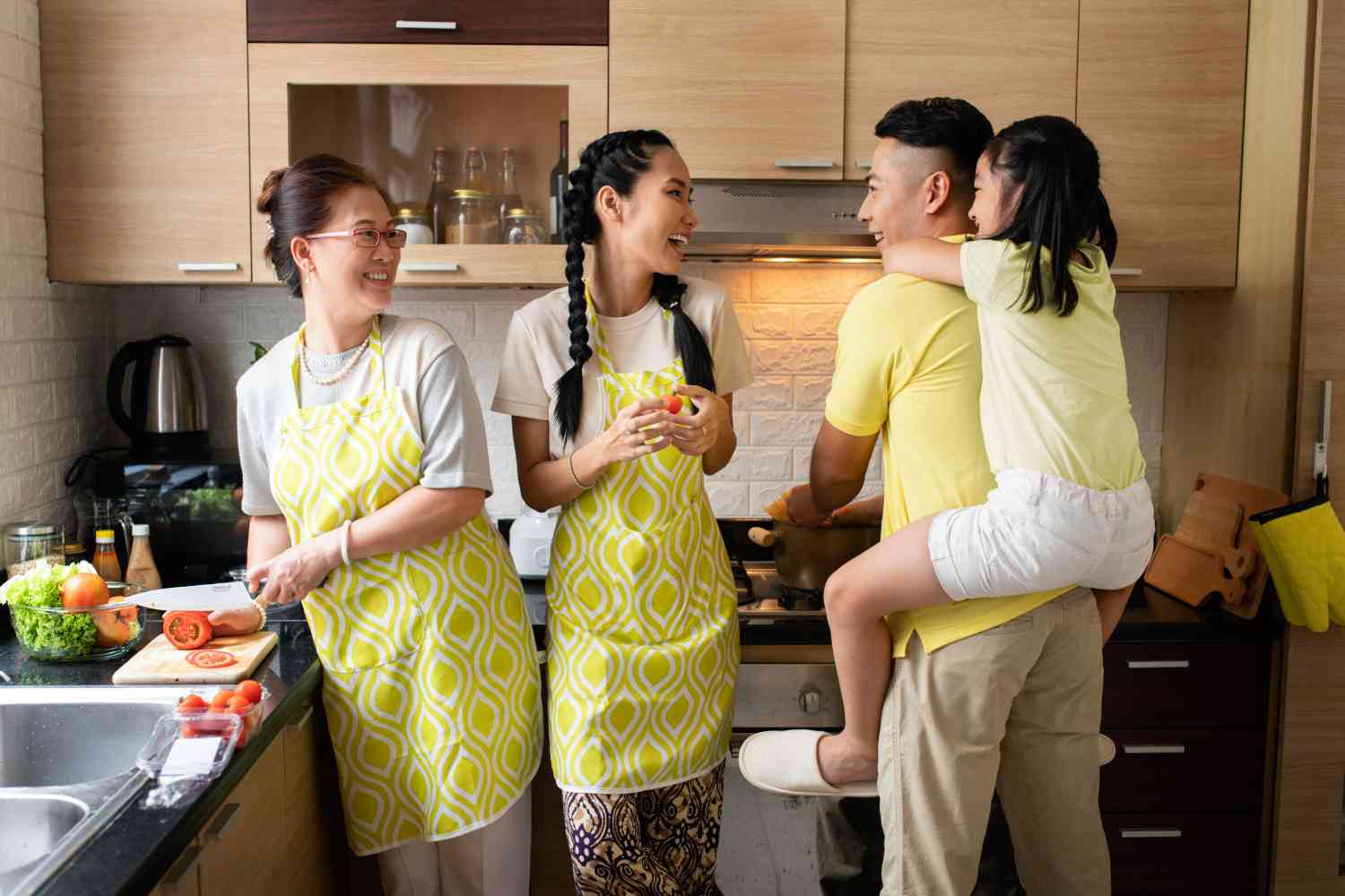 kitchen-cleaning-members kitchen-cleaning-members